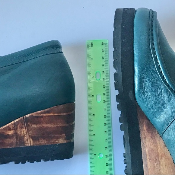 Women’s Sz 8 Teal ECOTE Leather Wedge Loafer | Wood Insert Wedge - Picture 7 of 9